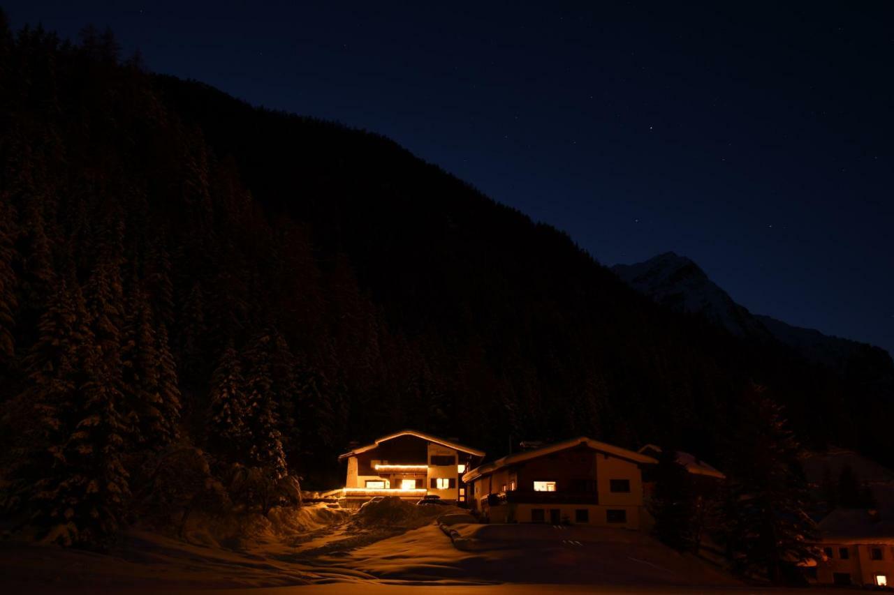 Apartamento Haus Hubertus Sankt Leonhard im Pitztal Exterior foto